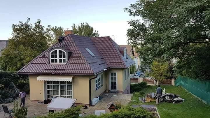 Montaj acoperisuri cu tigla metalica pe casa
